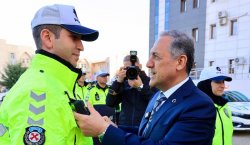 Trafikte yeni dönem! Yaka kameraları törenle takıldı