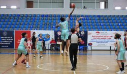 Potada kıyasıya rekabet!