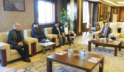 Rektör Çelik, Dünya Engelliler Günü`nde Öğrencilerle Buluştu