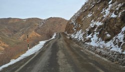 Yatırım sözü var, yol yok!