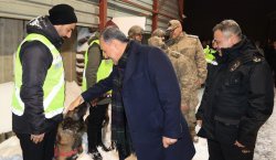 Vali Usta`dan güvenlik güçlerine yeni yıl ziyareti