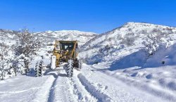 Bingöl`de 226 köy yolunda çalışmalar sürüyor