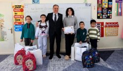 Vali Usta`dan fedakâr öğretmene ve 4 öğrencisine ziyaret