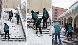 Yükümlülerden Cami Avlusunda Kar Temizliği