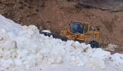 Bingöl`de Özel İdare Ekipleri Zorlu Mesaisini Sürdürüyor
