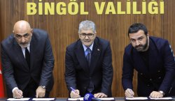 Serdar Turhan`dan bir jest daha! 60 Yataklı Çocuk Evleri Sitesi İçin İmzalar Atıldı