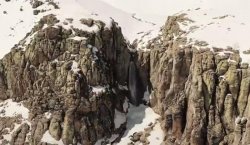 Bingöl`ün doğa harikası Çır Şelalesi misafirlerini ağırlıyor