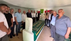 Hikmet Tekin ve ailesi şehadetlerinin 47. yılında dualarla anıldı