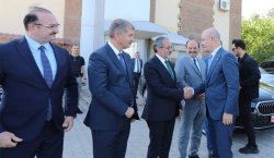 YÖK Başkanı Özvar, bölge rektörleriyle Ahlat`ta buluştu