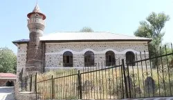 Bingöl`de asırlık cami yeniden cemaatine kavuşuyor